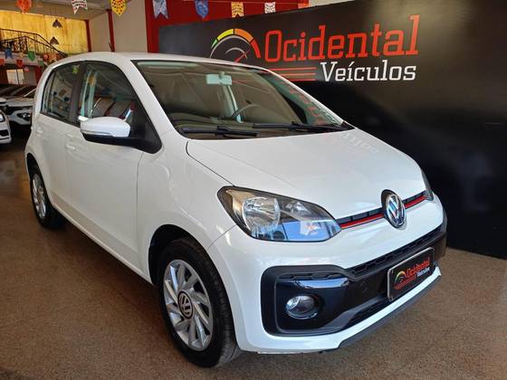 VOLKSWAGEN UP 1.0 170 TSI TOTAL FLEX CONNECT 4P MANUAL